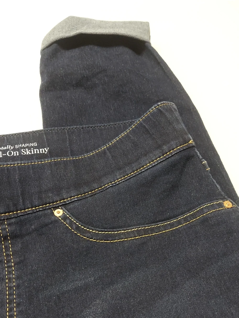 Levi Strauss Signature Dark Blue Pull-On Skinny Jeans  Sz 16L